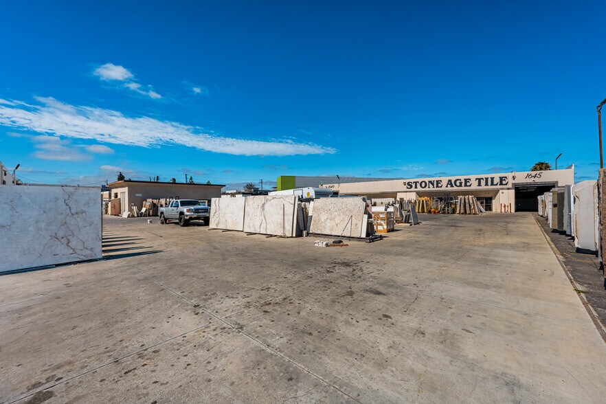 More Photos Of 1701 S State College Blvd, Anaheim Manufacturing For Sale