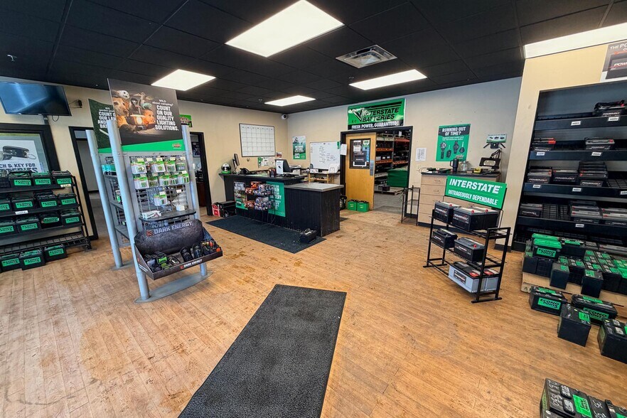 More Photos Of 1298 S Brownell Rd, Williston Storefront For Sale