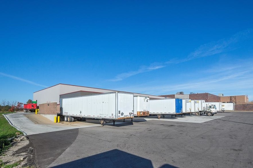 More Photos Of 2960 Ena Dr, Lansing Manufacturing For Lease