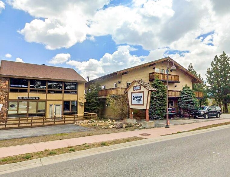 Primary Photo Of 663 Old Mammoth Rd, Mammoth Lakes Hotel For Sale