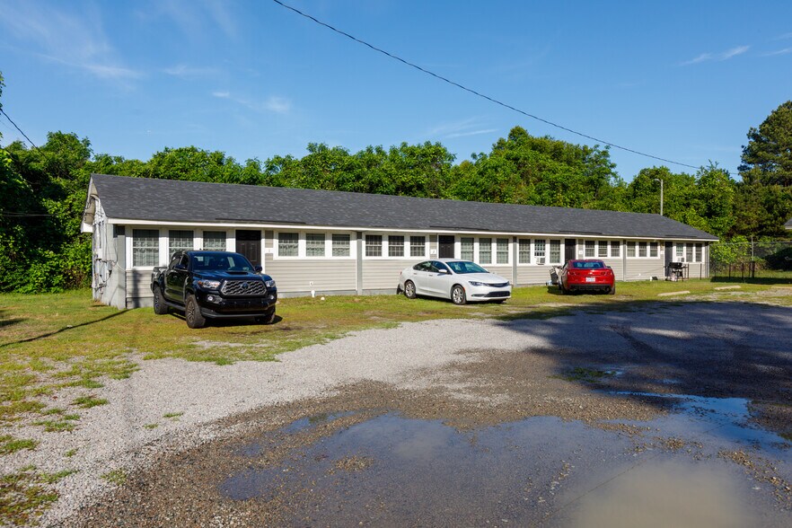 More Photos Of 157 Old Shaw Rd, Fayetteville Apartments For Sale