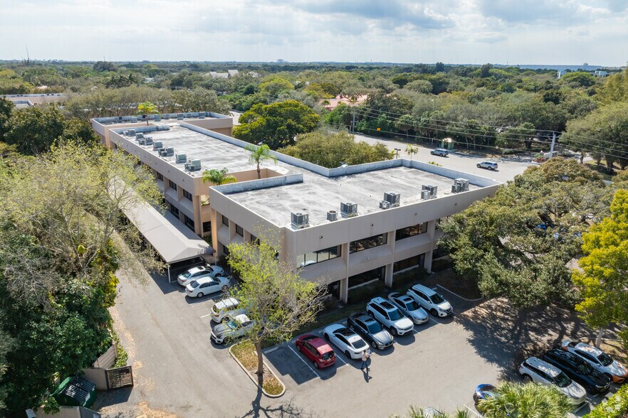 More Photos Of 11380 Prosperity Farms Rd, Palm Beach Gardens Medical For Lease