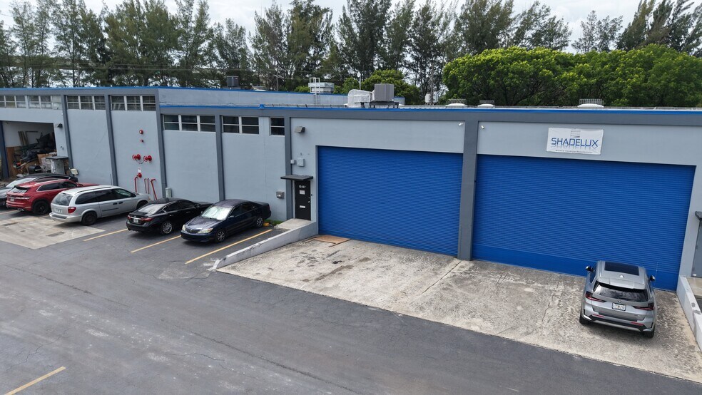 More Photos Of 16401-16413 NW 8th Ave, Miami Distribution For Lease