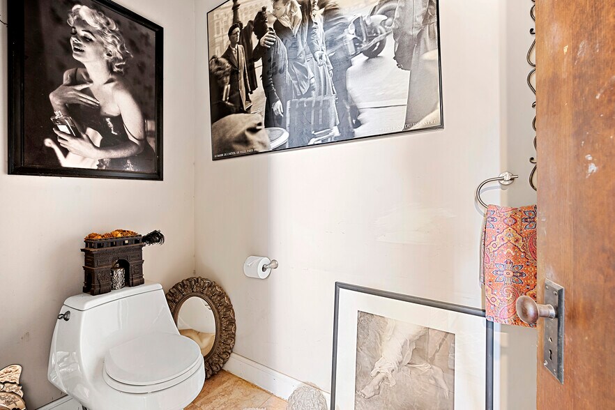 More Photos Of 103 S 6th St, Brownfield Restaurant For Sale