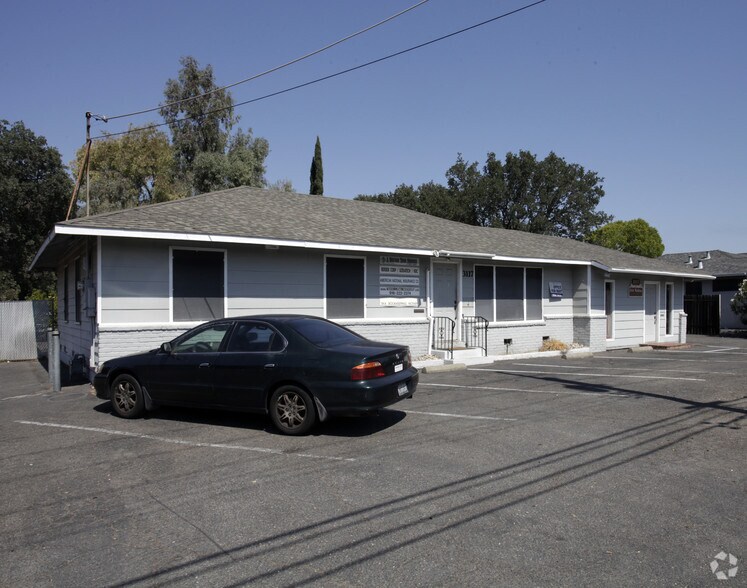 Primary Photo Of 3117 El Camino Ave, Sacramento Loft Creative Space For Lease