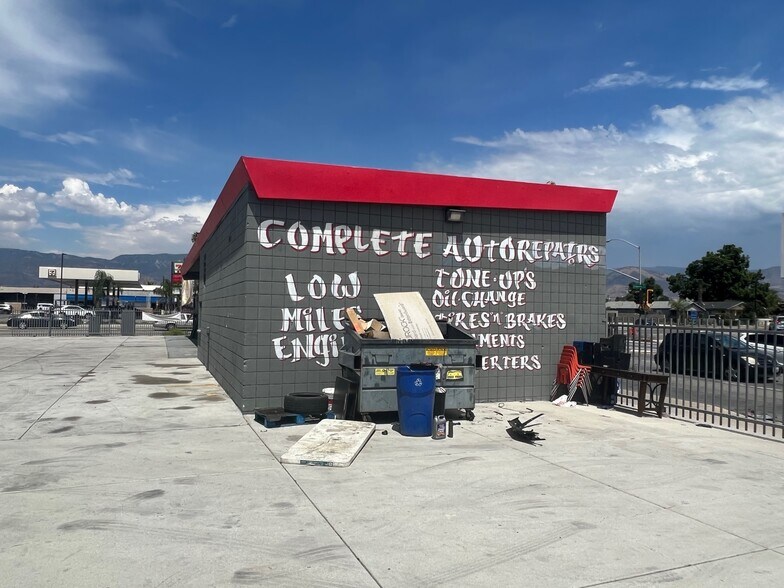 More Photos Of 291 E 5th St, San Bernardino Service Station For Sale