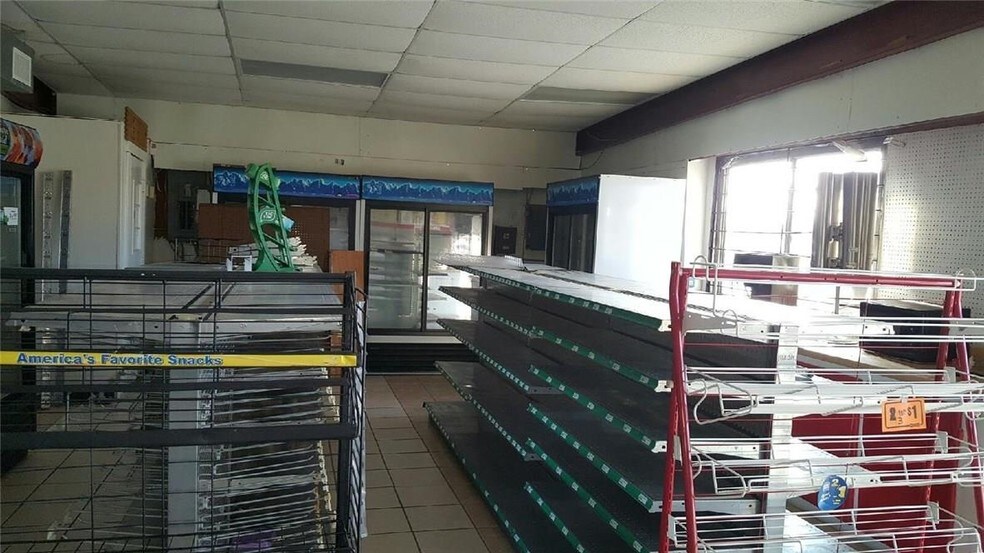 More Photos Of 12626 Us Highway 221, Soperton Freestanding For Sale