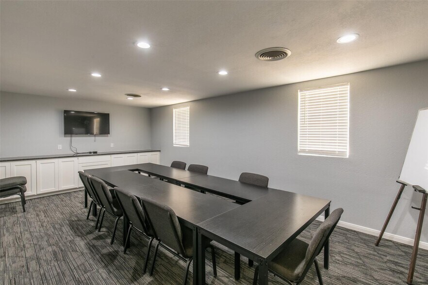 More Photos Of 434 Jefferson St E, Sulphur Springs Religious Facility For Sale