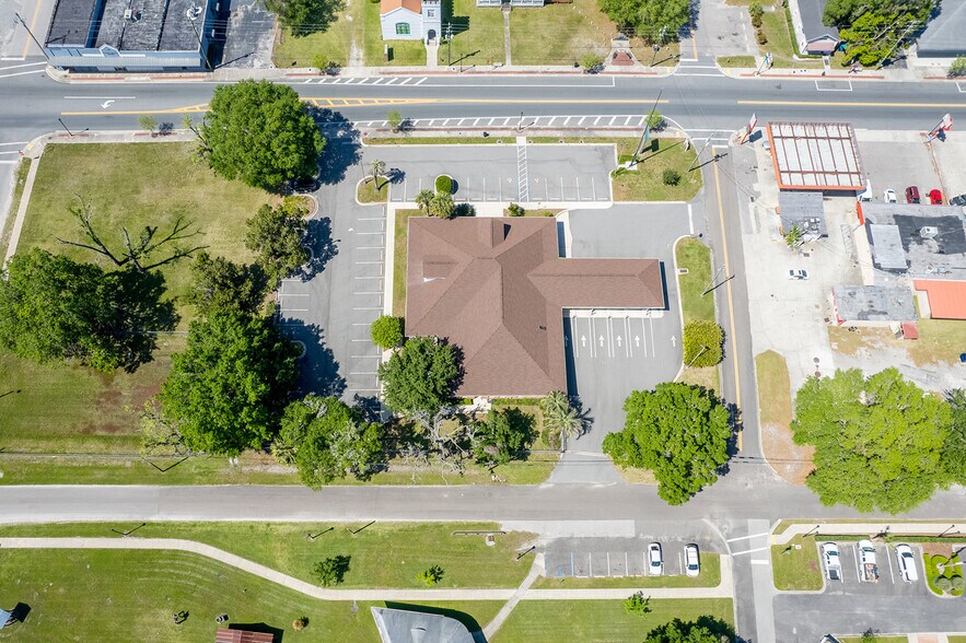 More Photos Of 300 W Main St, Lake Butler Storefront Retail Office For Sale