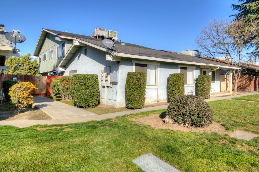 More Photos Of 637 W Ashlan Ave, Clovis Apartments For Sale