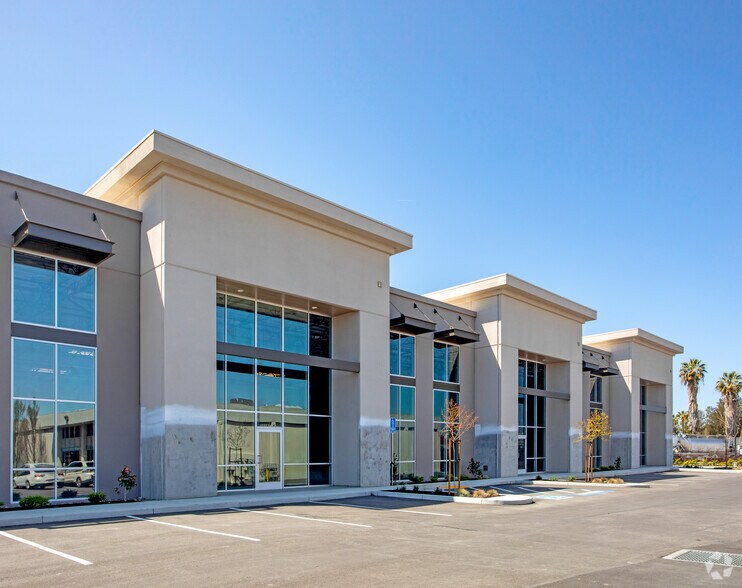 More Photos Of 2040 Commerce Ave, Concord Warehouse For Lease