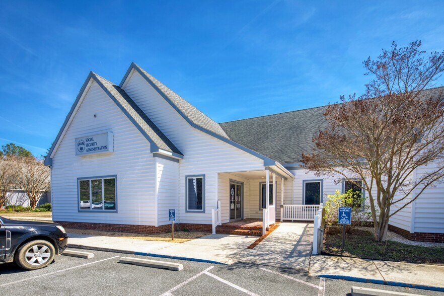 More Photos Of 22581 Center Pky, Accomac Office For Sale