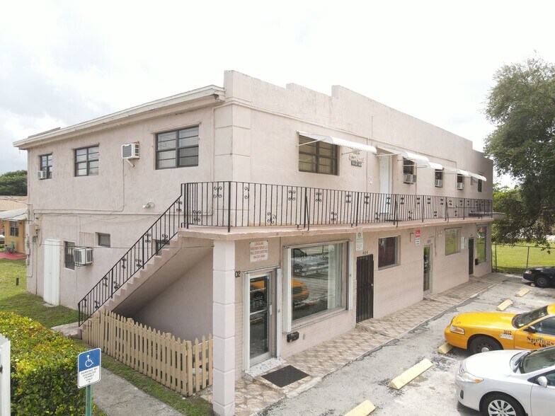 More Photos Of 602-608 NW 1st St, Dania Apartments For Sale