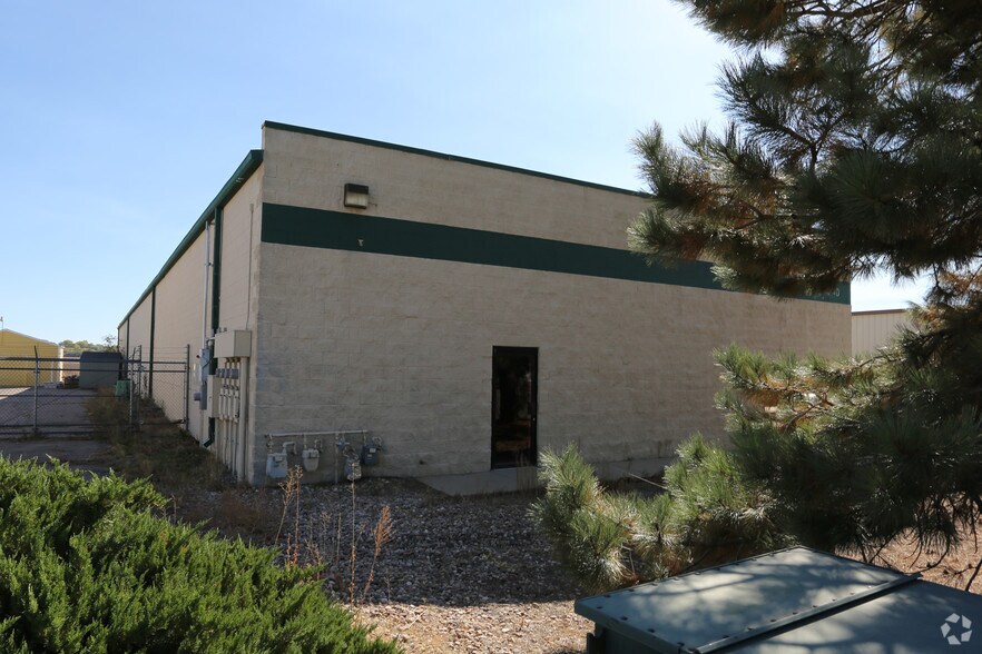More Photos Of 740 N 9th Ave, Brighton Manufacturing For Lease