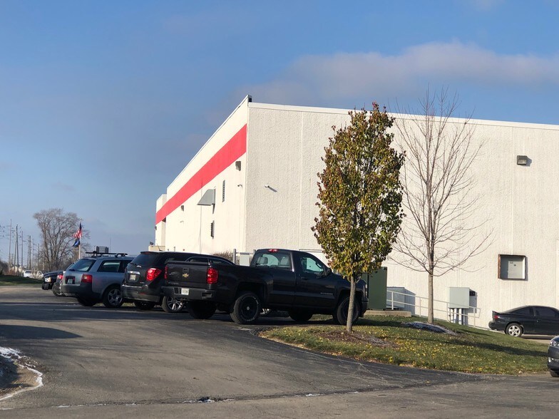 More Photos Of 7350 E 86th St, Indianapolis Warehouse For Lease