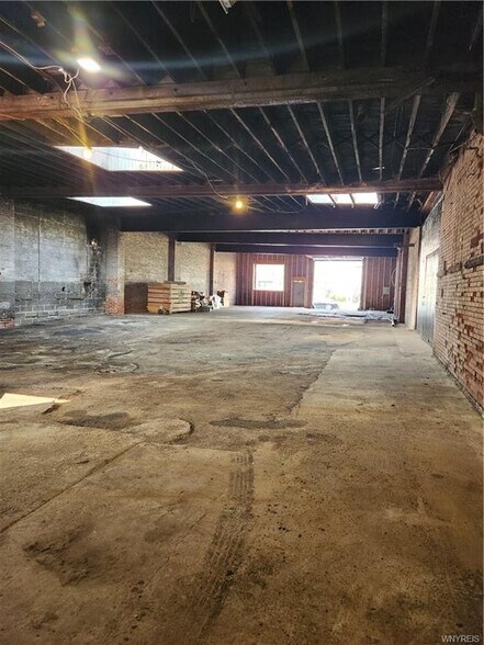 More Photos Of 273 Hickory St, Buffalo Warehouse For Sale
