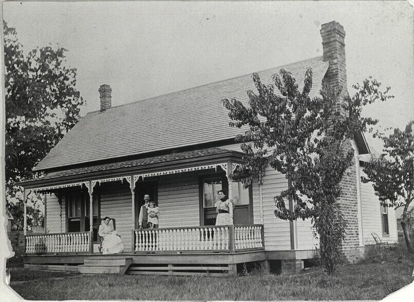 More Photos Of 306 E Broad St, Mansfield Office For Sale