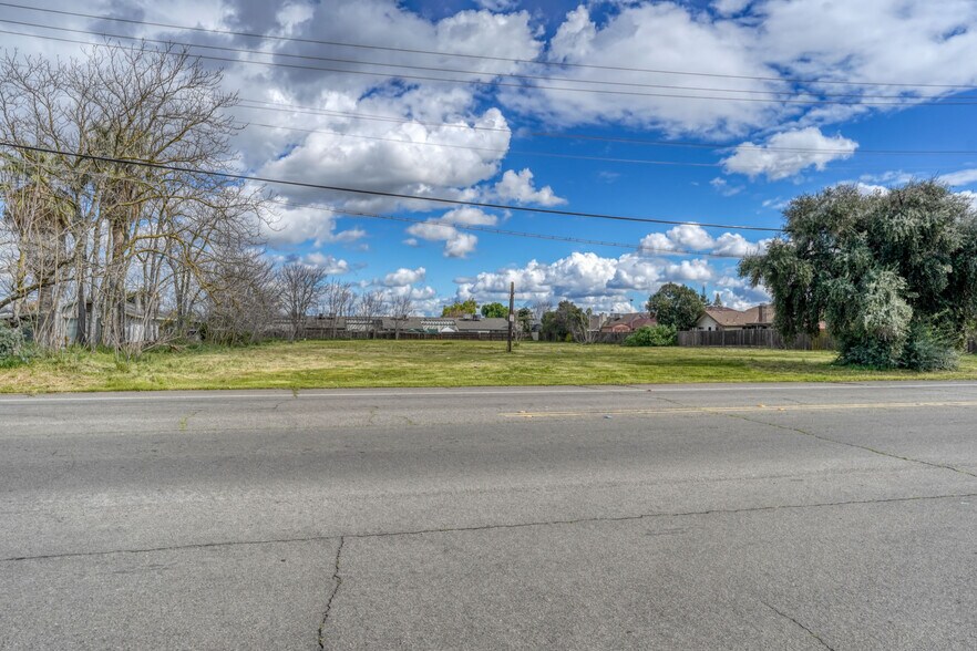 More Photos Of 4516 N Chestnut Ave, Fresno Land For Sale