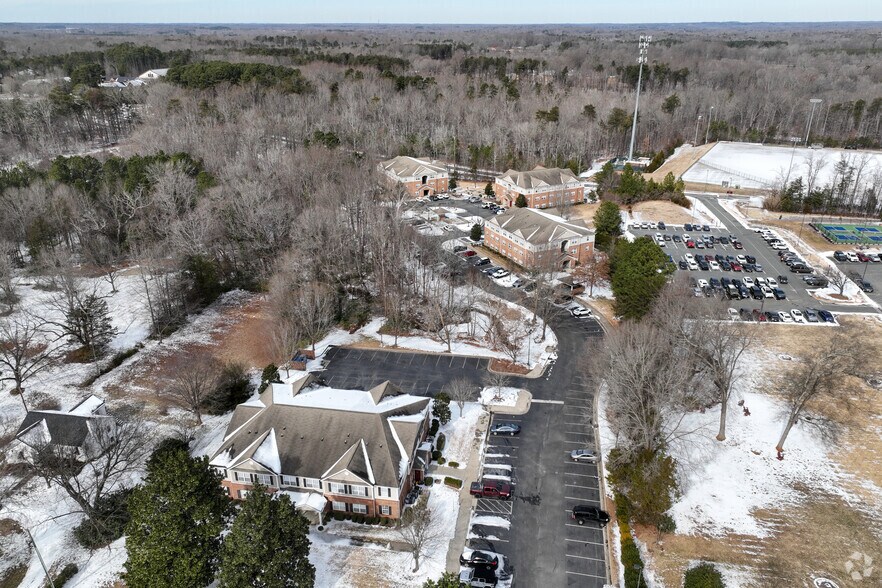 More Photos Of 756 E Haggard Ave, Elon Apartments For Sale