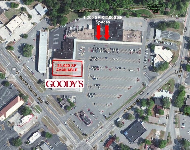 More Photos Of 105-149 W Hendry St, Hinesville Storefront For Lease
