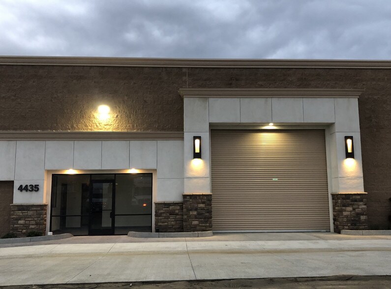 More Photos Of 4423-4439 Rowland Ave, El Monte Warehouse For Lease