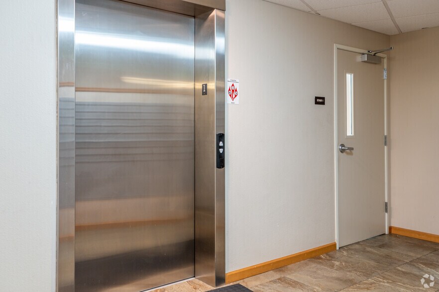 More Photos Of 2926 SW 4th Ave, Portland Apartments For Sale