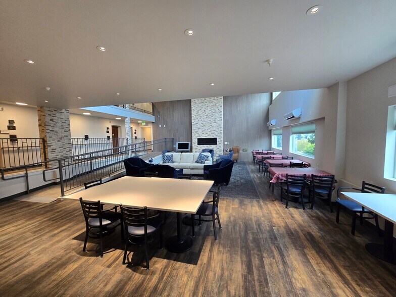 More Photos Of 104 White Ave, Grand Junction Apartments For Lease