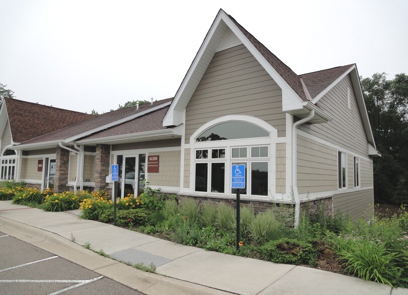 More Photos Of 16200-16204 Highway 7, Minnetonka Office For Lease