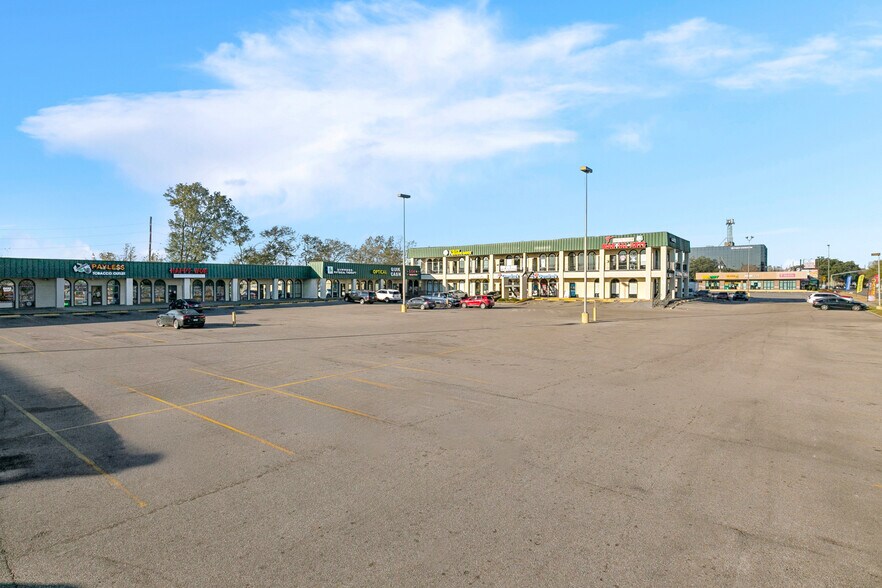 More Photos Of 393-397 W Esplanade Ave, Kenner Freestanding For Sale