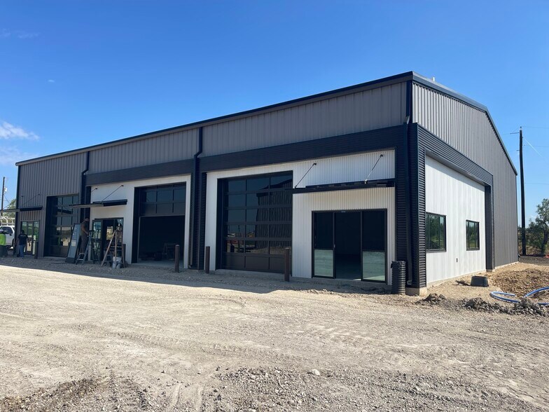 More Photos Of 12418 Laws Rd, Mustang Ridge Light Manufacturing For Sale
