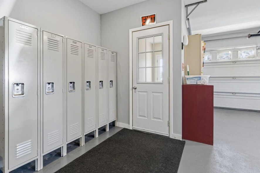 More Photos Of 5962 New York 812, Ogdensburg Medical For Sale