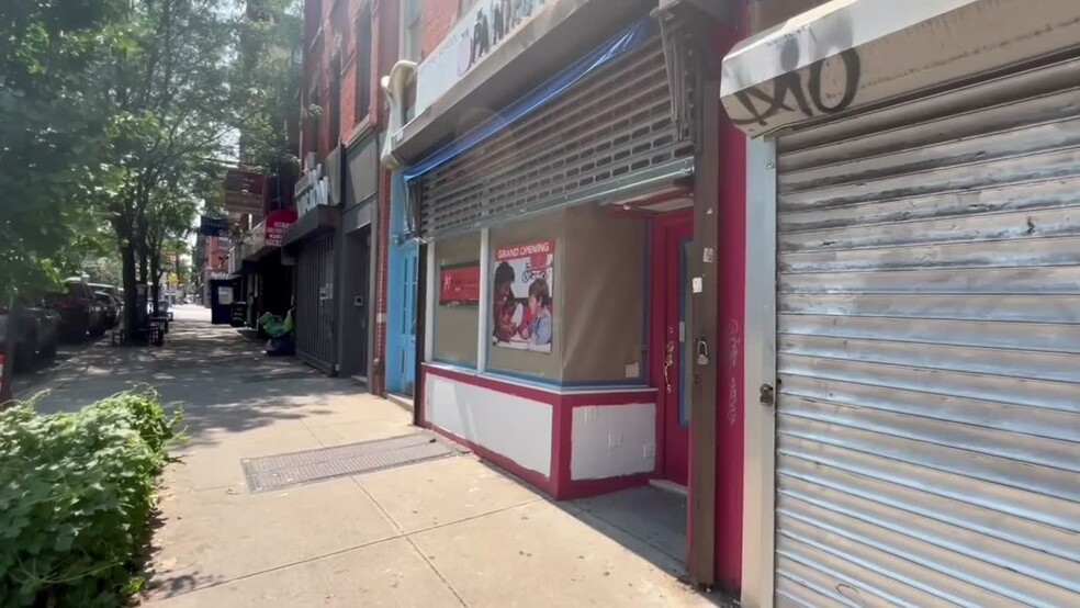 Primary Photo Of 202 7th Ave, Brooklyn Storefront Retail Residential For Lease