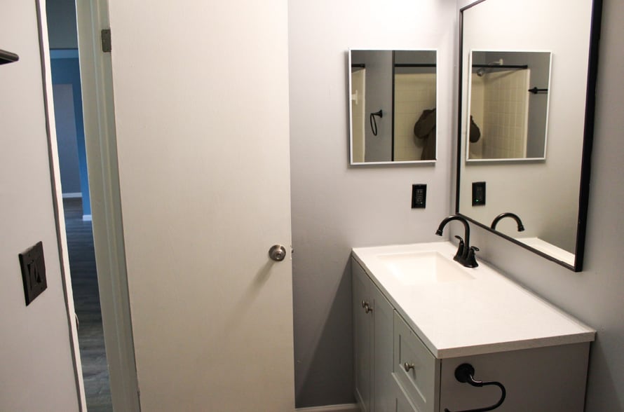 More Photos Of 21516 Dequindre Rd, Warren Apartments For Sale