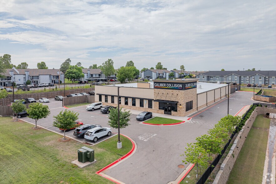 More Photos Of 12501 Pennsylvania Ave, Oklahoma City Freestanding For Sale