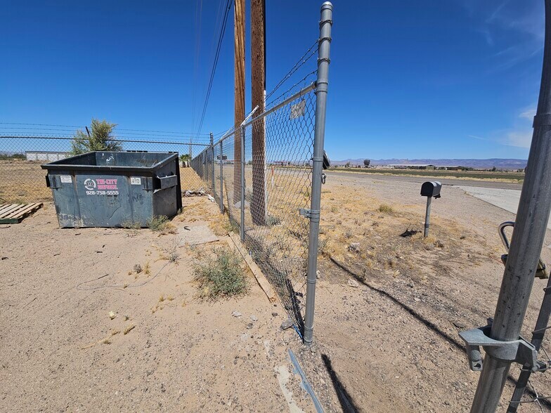 More Photos Of 10135 S Barrackman Rd, Mohave Valley Light Distribution For Lease