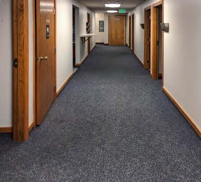 More Photos Of 1103-1225 W State Blvd, Fort Wayne Storefront For Lease