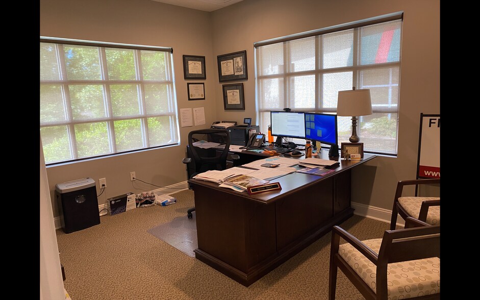 More Photos Of 100 Edgewood Ave, Landrum Medical For Sale