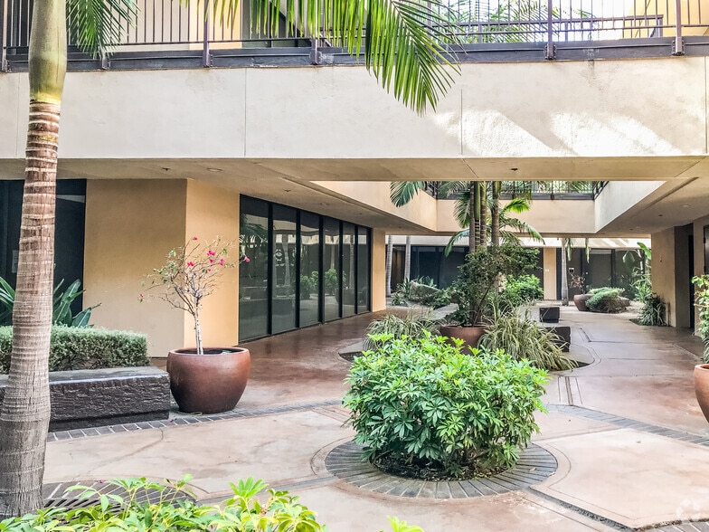 More Photos Of 1661 N Raymond Ave, Anaheim Unknown For Lease