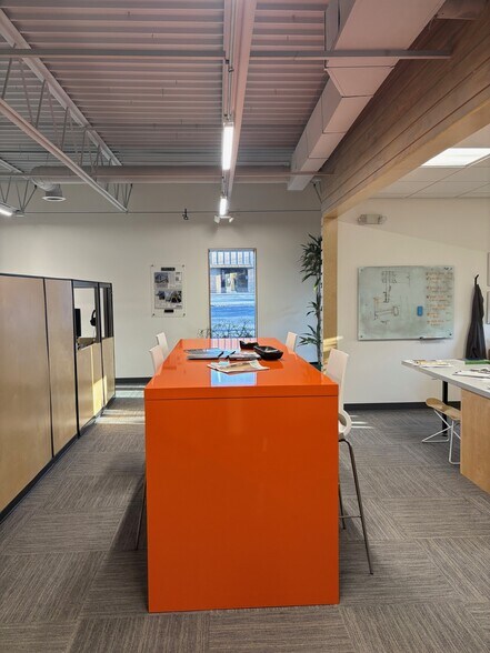 More Photos Of 8230-8238 Robinson St, Overland Park Office For Sale