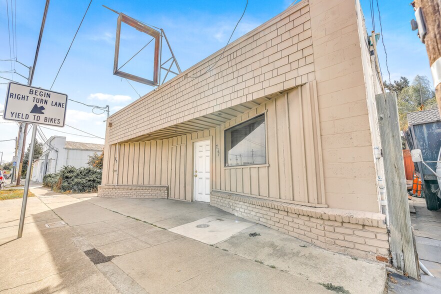 More Photos Of 737 Stockton Ave, San Jose Industrial For Sale