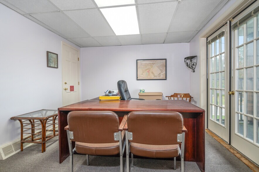 More Photos Of 2 Douglas Pike, Smithfield Office For Sale