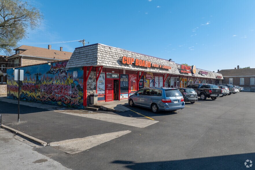 Primary Photo Of 3244-3260 W 55th St, Chicago Unknown For Lease