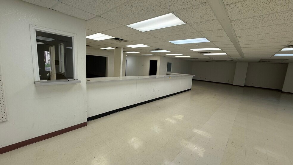 More Photos Of 1718 S 28th Ave, Edinburg Warehouse For Lease