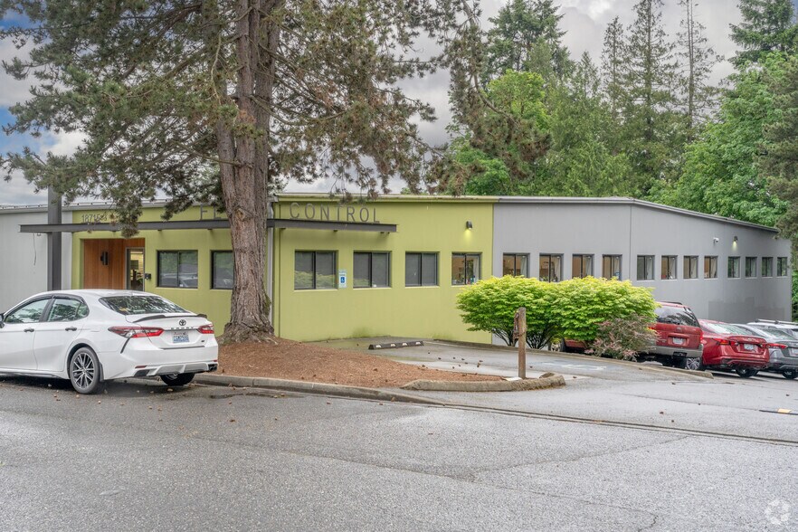 More Photos Of 18715 141st Ave NE, Woodinville Warehouse For Sale