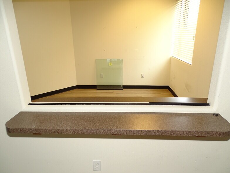 More Photos Of 750 Coronado Center Dr, Henderson Medical For Lease