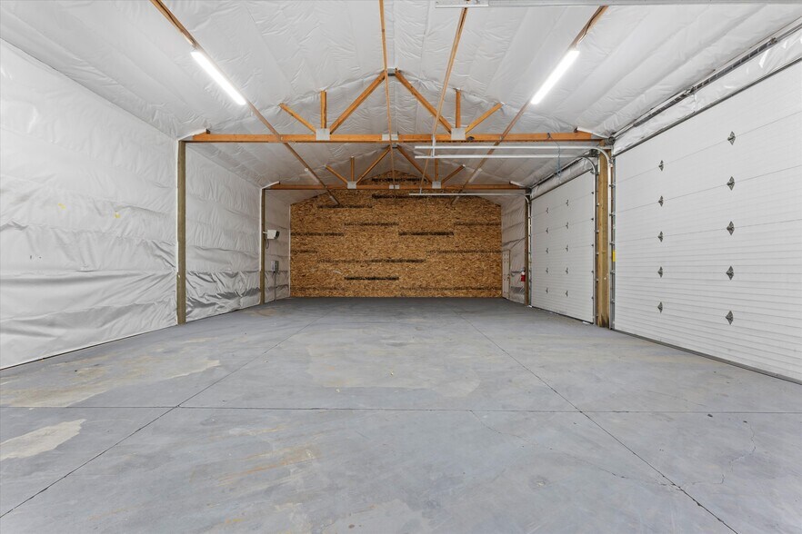 More Photos Of 221 Hamilton Rd, Moses Lake Warehouse For Lease