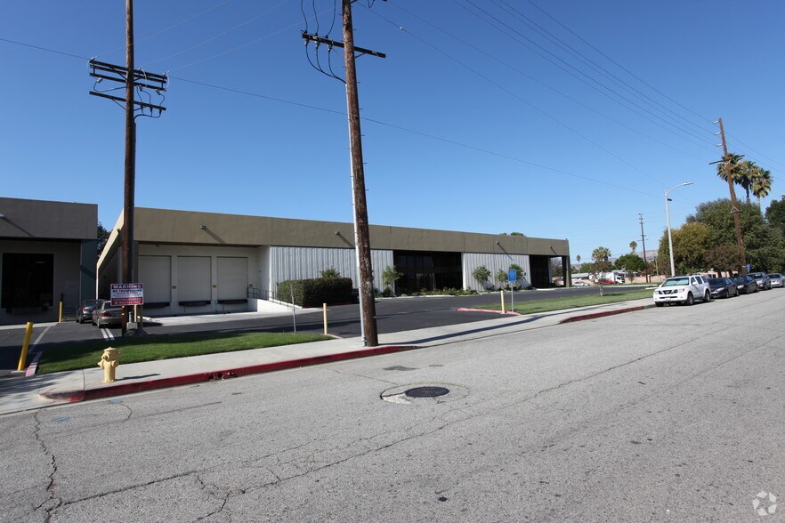 More Photos Of 20310 Plummer St, Chatsworth Manufacturing For Lease