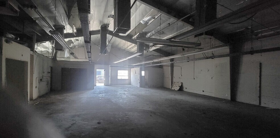 More Photos Of 5454 Alhambra Ave, Los Angeles Warehouse For Sale