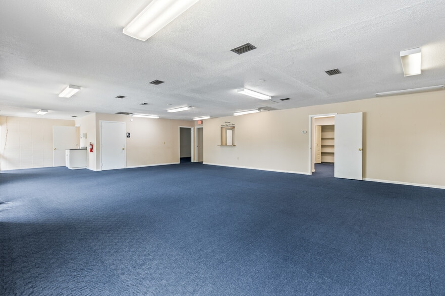 More Photos Of 260 S Marion Ave, Lake City Medical For Lease