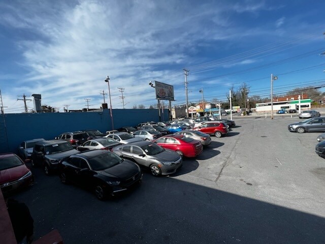 More Photos Of 6136 Reisterstown Rd, Baltimore Auto Dealership For Lease